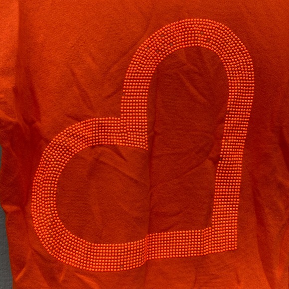 E.vil neon orange s/s sweatshirt w/ subtle heart - Picture 2 of 4
